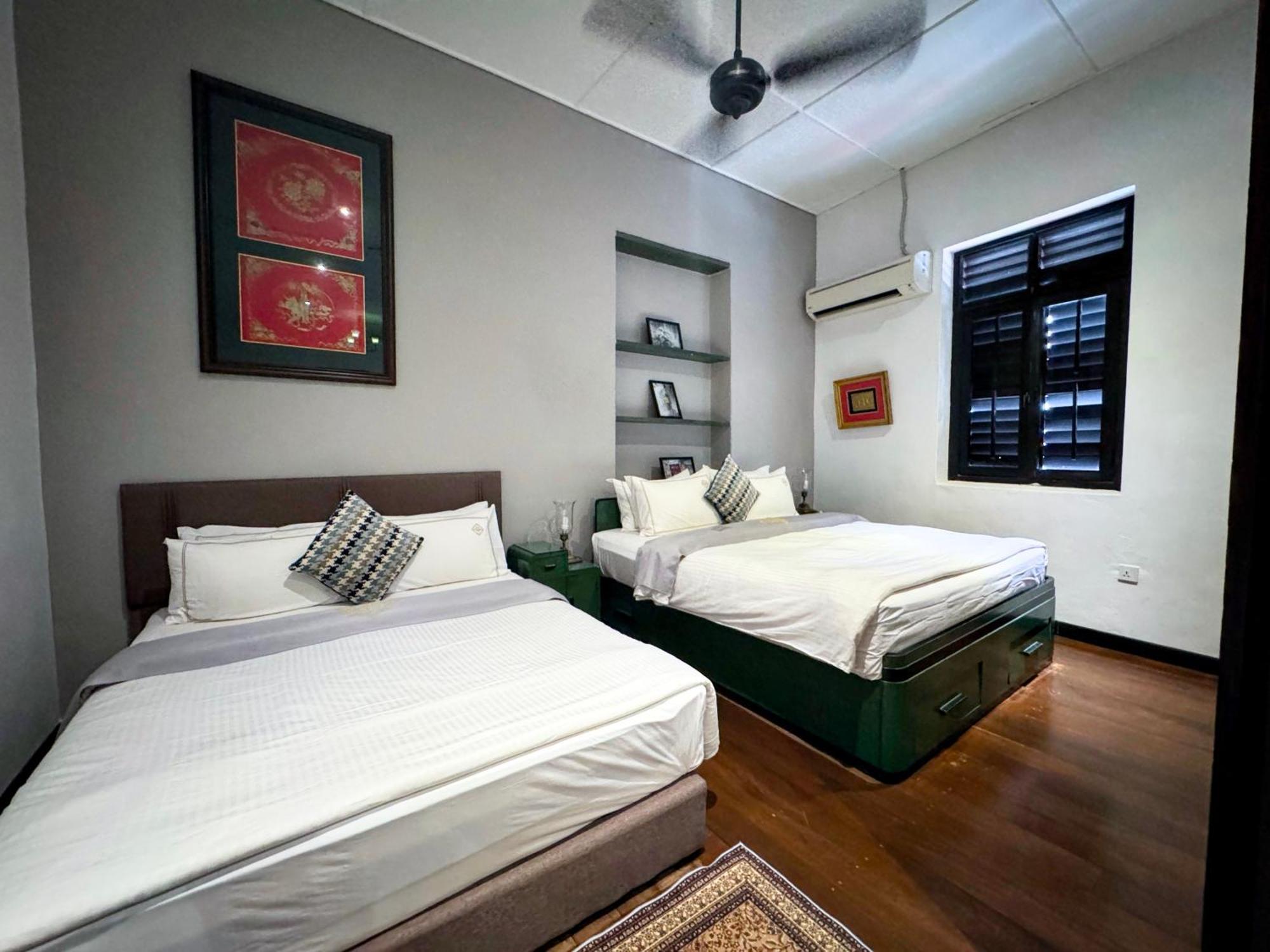 Museum Hotel George Town Exterior photo